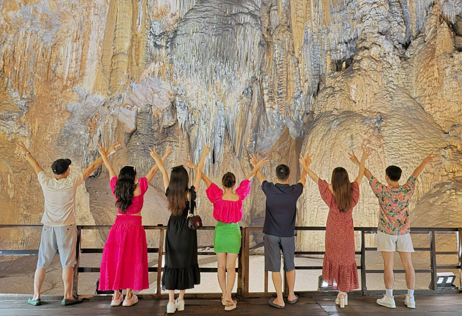 Traveling from Hue to Paradise Cave