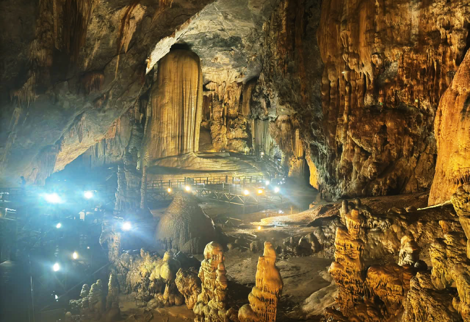 What Makes Paradise Cave So Special?