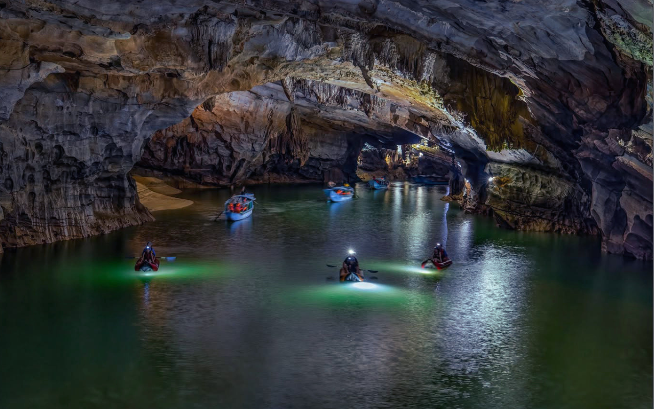 phong nha daily group tours